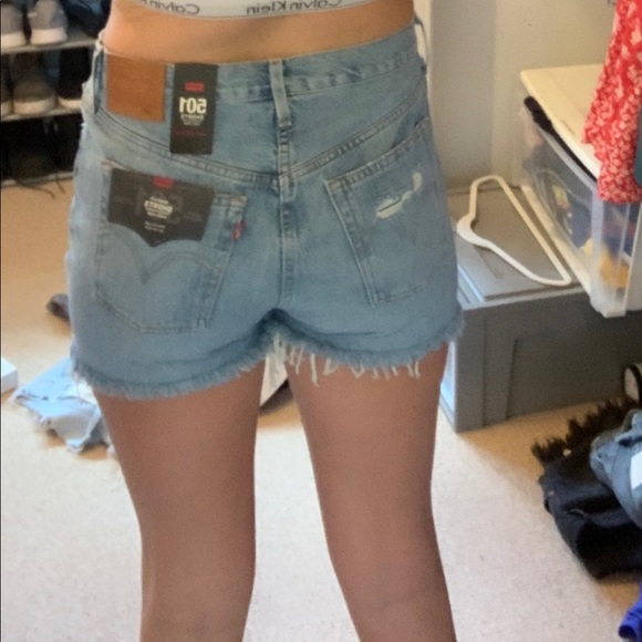 levis high rise 501 short - Picture 5 of 12